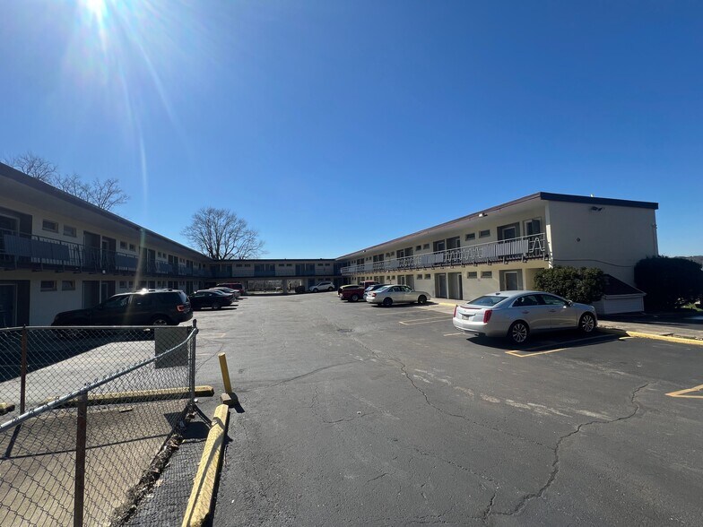 More Photos Of 3356 Central Pky, Cincinnati Land For Sale