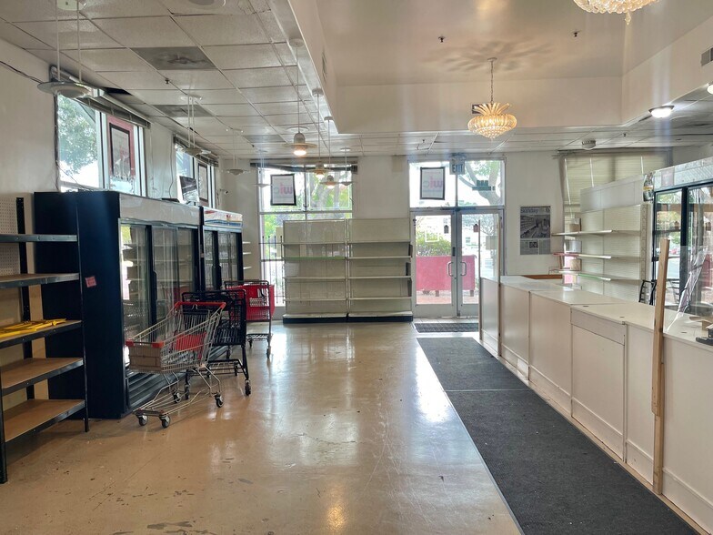 More Photos Of 213-217 W Winton Ave, Hayward Storefront For Lease