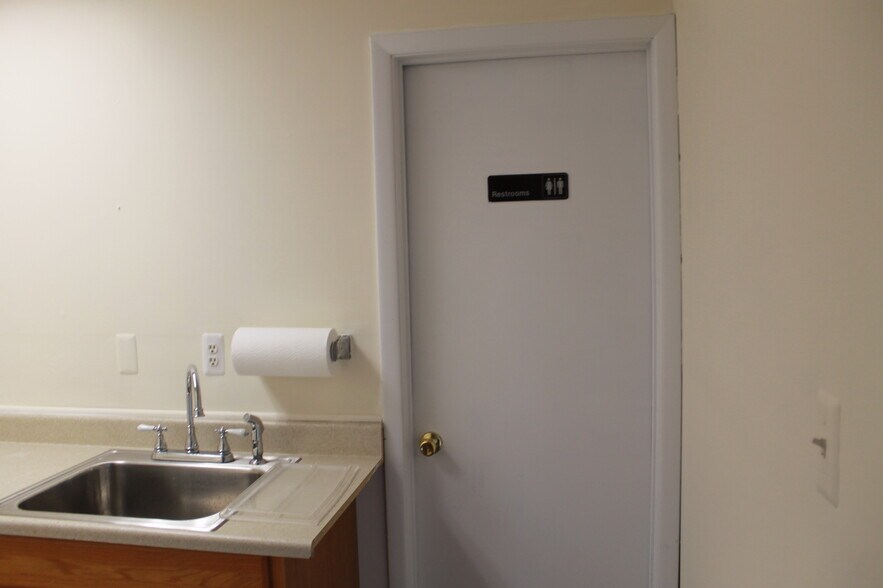 More Photos Of 3321 Doris Ave, Ocean Unknown For Lease