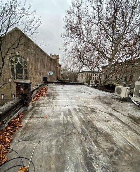 More Photos Of 577 Decatur St, Brooklyn Storefront Retail Residential For Sale