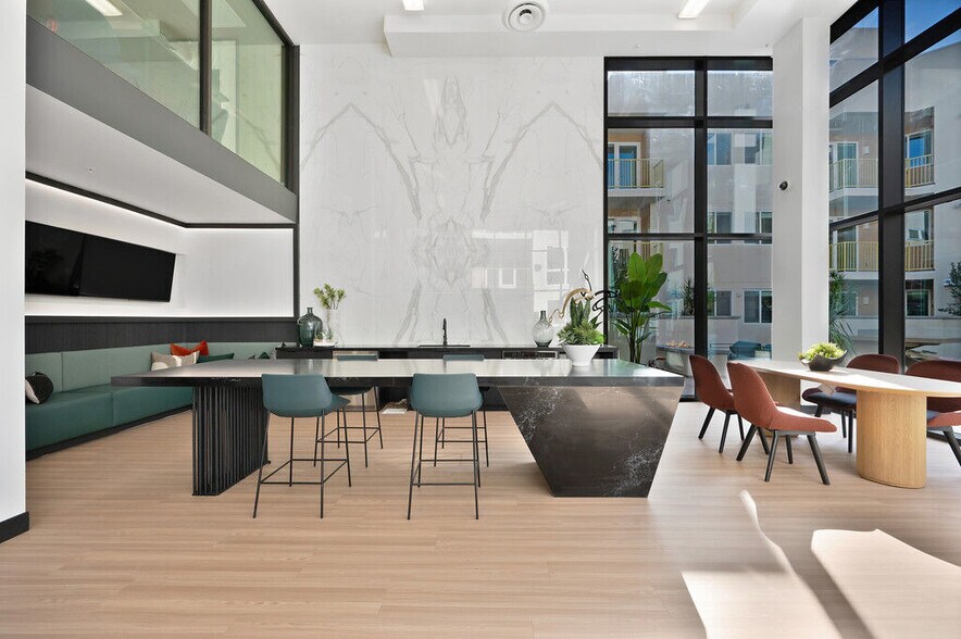 More Photos Of 5570 Rosemead Blvd, Temple City Apartments For Lease