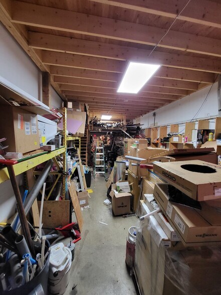 More Photos Of 13308 76th Ave, Surrey Warehouse For Sale