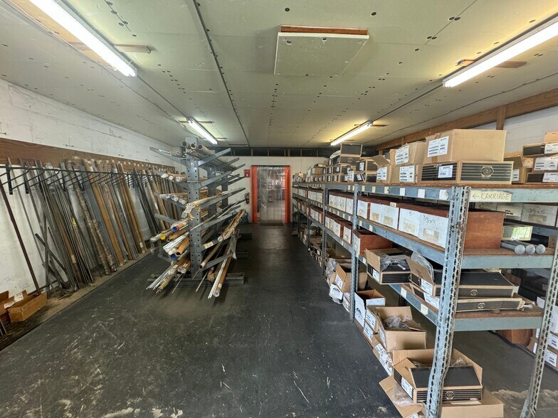 More Photos Of 10300 Us Highway 19 N, Pinellas Park Manufacturing For Sale