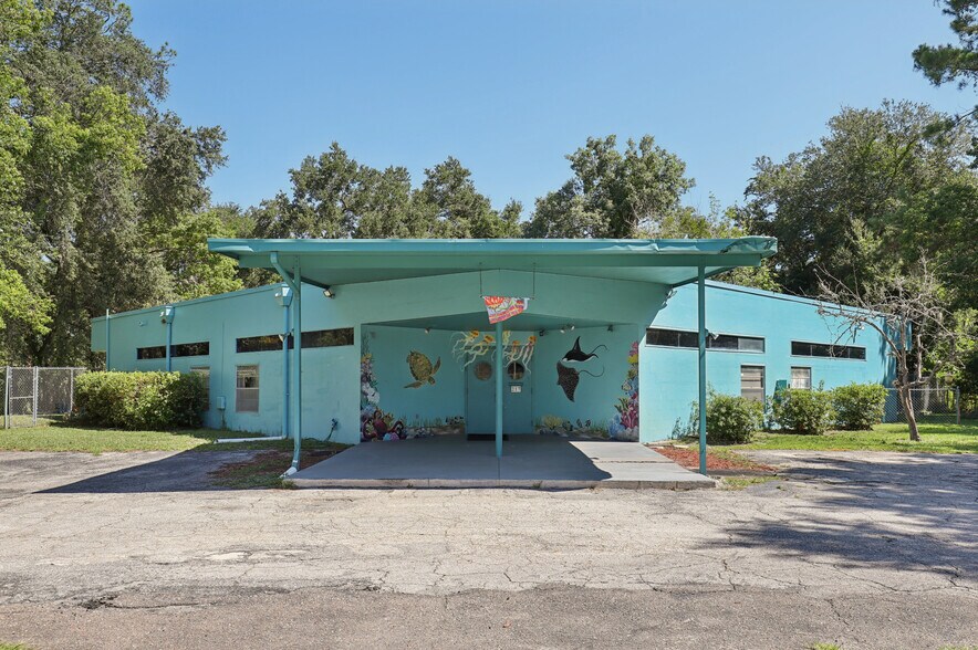 Primary Photo Of 217 Wells Rd, Orange Park Schools For Sale
