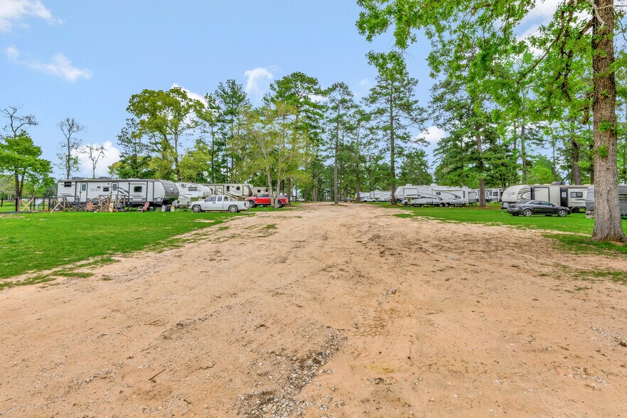 More Photos Of 16789 Butera Rd, Magnolia Trailer Camper Park For Sale