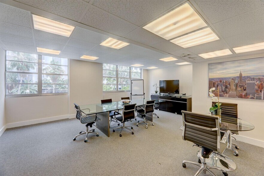 More Photos Of 825 Brickell Bay Dr, Miami Apartments For Lease