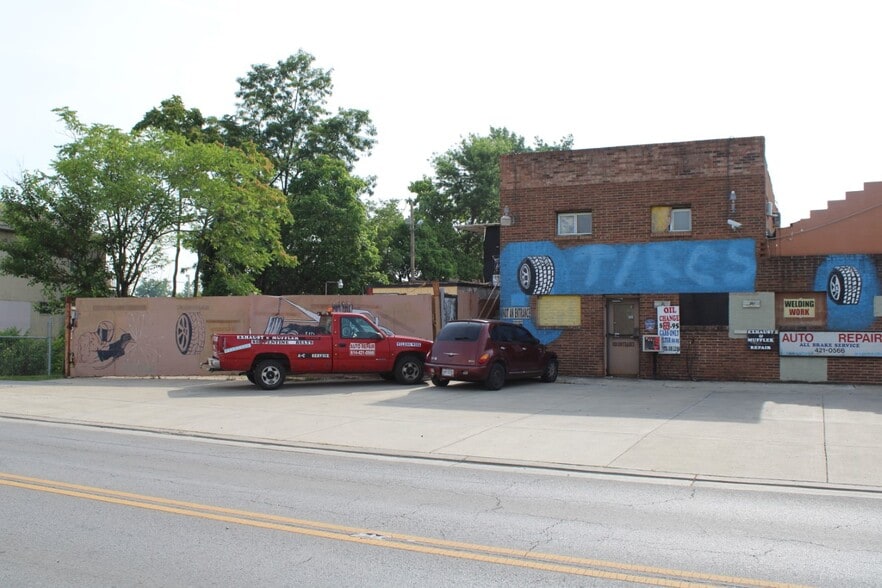 More Photos Of 1394 Joyce Ave, Columbus Flex For Sale