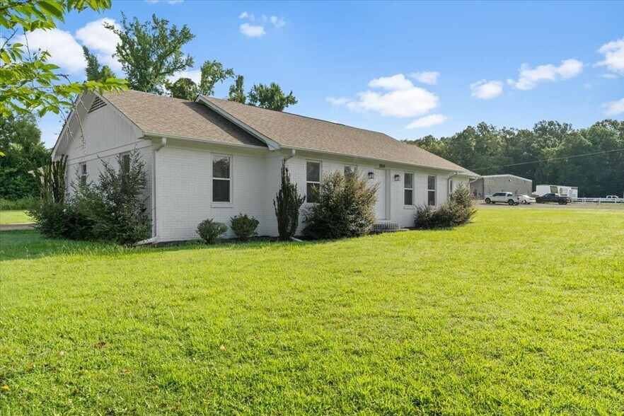 More Photos Of 2855 Us-64 Hwy, Eads Office For Sale