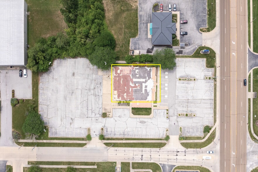More Photos Of 4390 N Illinois St, Swansea Land For Sale
