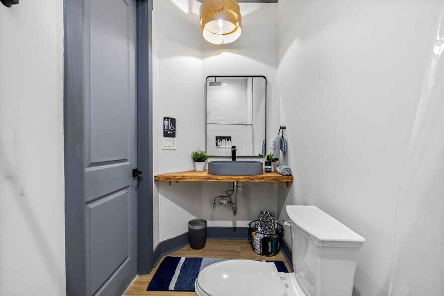 More Photos Of 6012 Long Branch Rd, Jacksonville Horse Stables For Sale