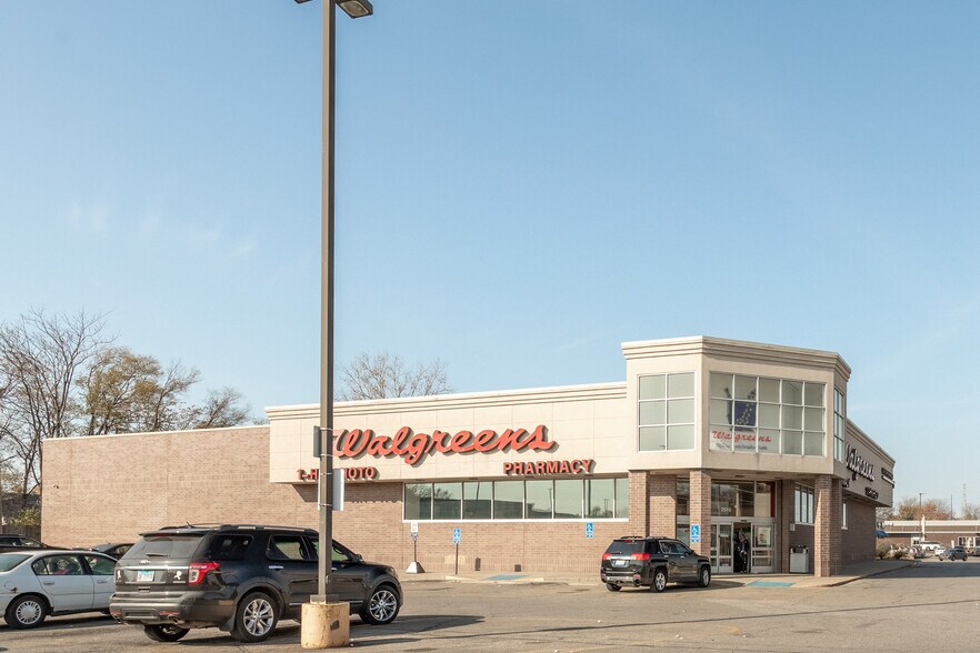 More Photos Of State St, East Saint Louis Unknown For Lease