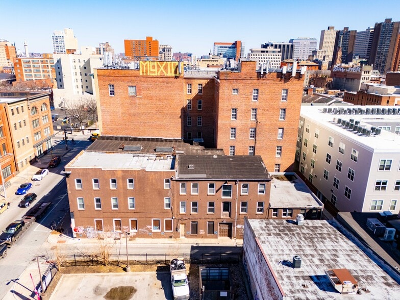 More Photos Of 403 W Franklin St, Baltimore Apartments For Sale