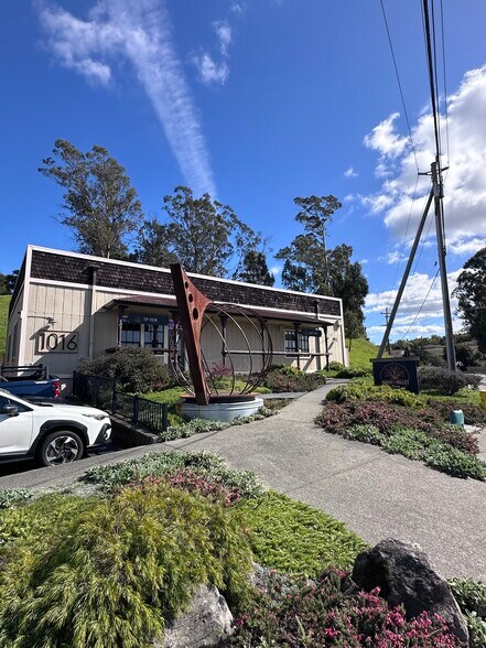 Primary Photo Of 1016 Railroad Ave, Novato Flex For Lease