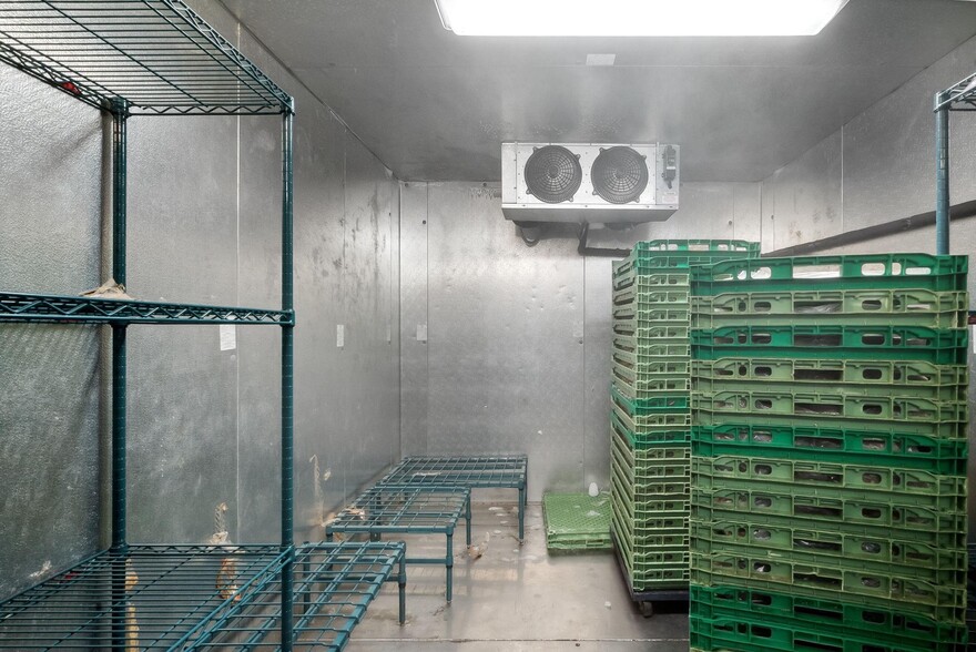 More Photos Of 3011 W Washington St, Stephenville Fast Food For Lease