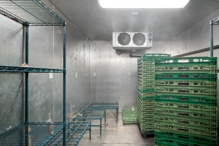 More Photos Of 3011 W Washington St, Stephenville Fast Food For Sale