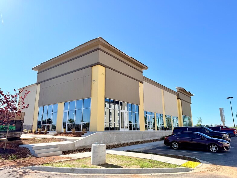 Primary Photo Of Pleasant Crossing Blvd. @ Dixieland, Rogers Storefront Retail Office For Lease