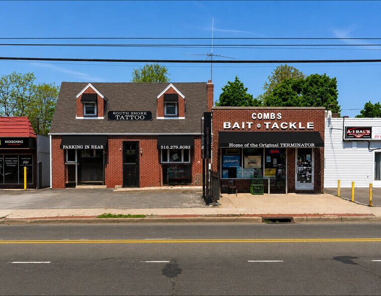 Primary Photo Of 74 Merrick Rd, Amityville Storefront Retail Office For Sale