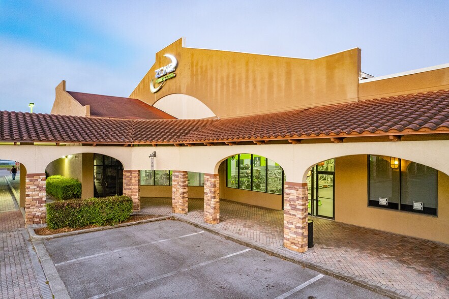 More Photos Of 4802 Gunn Hwy, Tampa Unknown For Lease