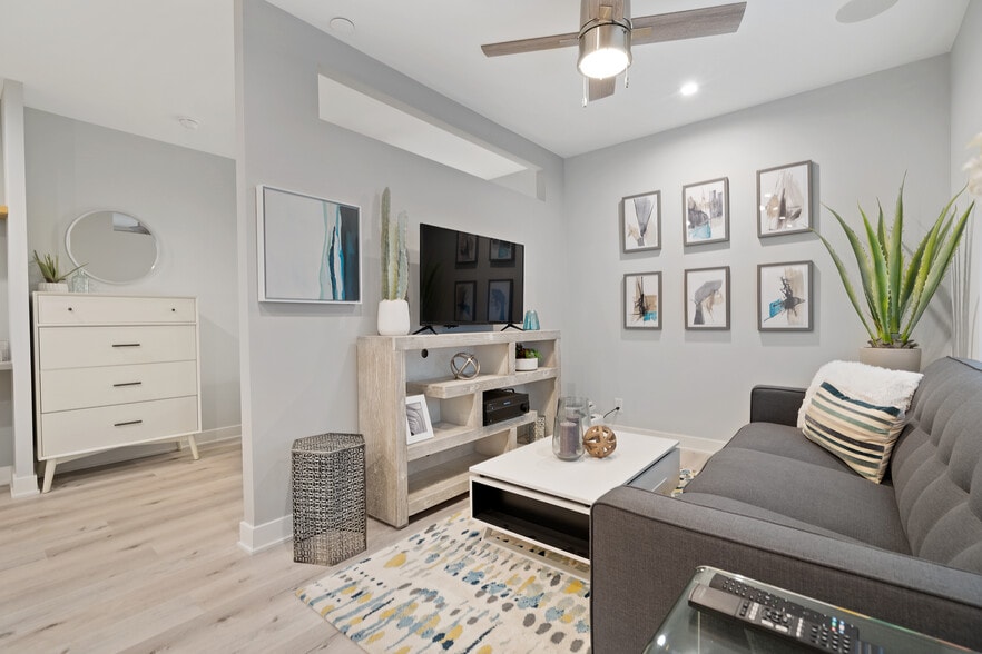 More Photos Of 14724 Inglewood Ave, Lawndale Apartments For Sale