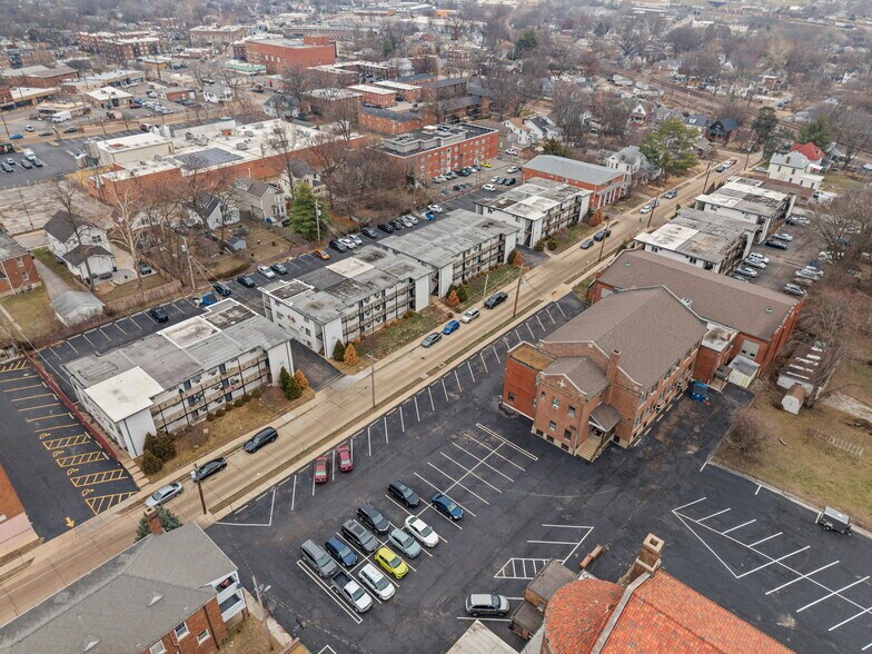 More Photos Of 7223 Anna Ave, Maplewood Apartments For Sale