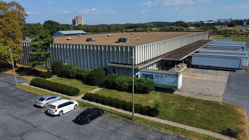 Primary Photo Of 961 N Liberty St, Harrisonburg Industrial For Lease