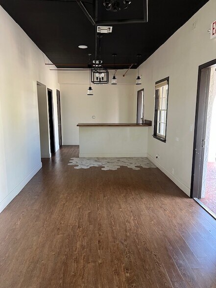 More Photos Of 386 396 Malverne Blvd, West Palm Beach Office For Lease