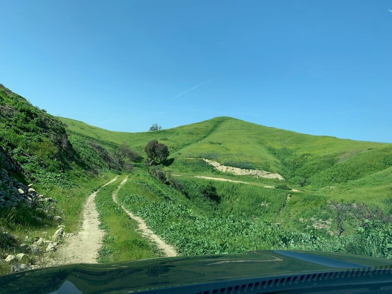 More Photos Of 25201 Mureau Rd, Hidden Hills Land For Sale