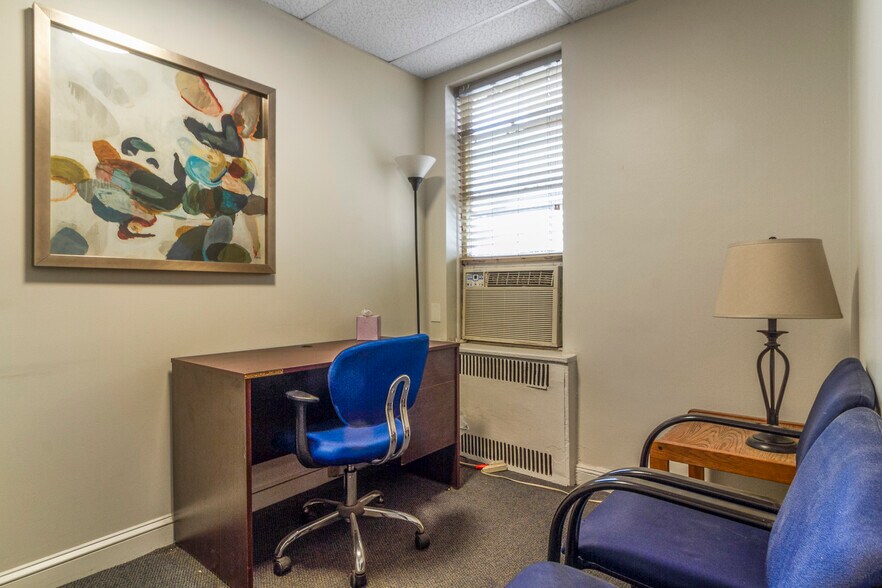 More Photos Of 98120 Queens Blvd, Rego Park Apartments For Sale