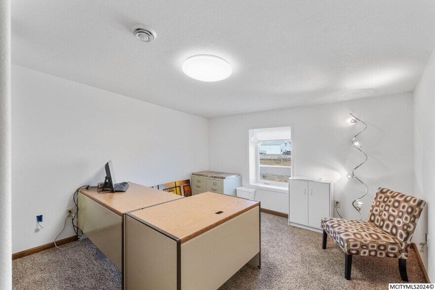 More Photos Of 390 E US Highway 18, Garner Showroom For Sale