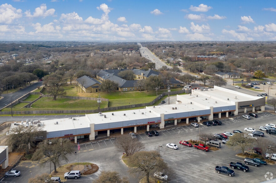 More Photos Of 1901 W William Cannon Dr, Austin Unknown For Lease