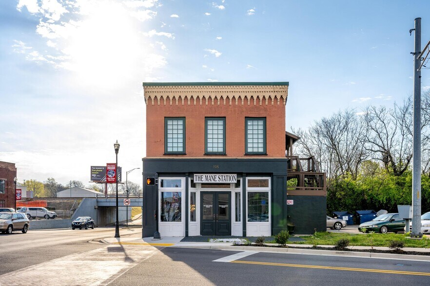 More Photos Of 230 1st St SW, Cleveland Flex For Lease