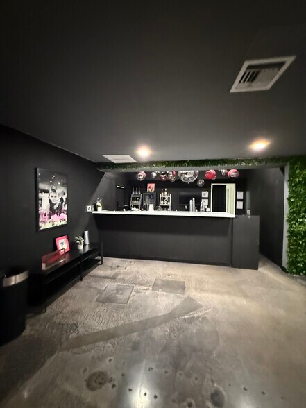 More Photos Of 777 NE 79th St, Miami Freestanding For Sale