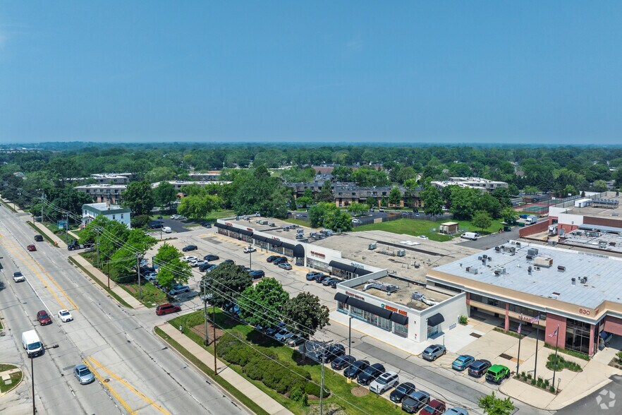 Primary Photo Of 830 Buffalo Grove Rd, Buffalo Grove Unknown For Lease