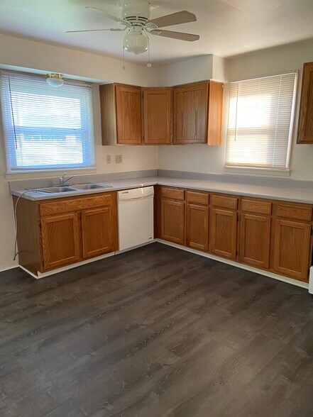 More Photos Of 2816-2828 Mulberry Ln, Saint Charles Apartments For Sale