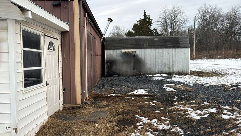 More Photos Of 2690 E Harrisburg Pike, Middletown Freestanding For Lease