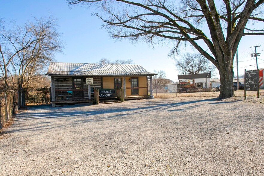 More Photos Of 1119 S Main St, Columbia Flex For Sale