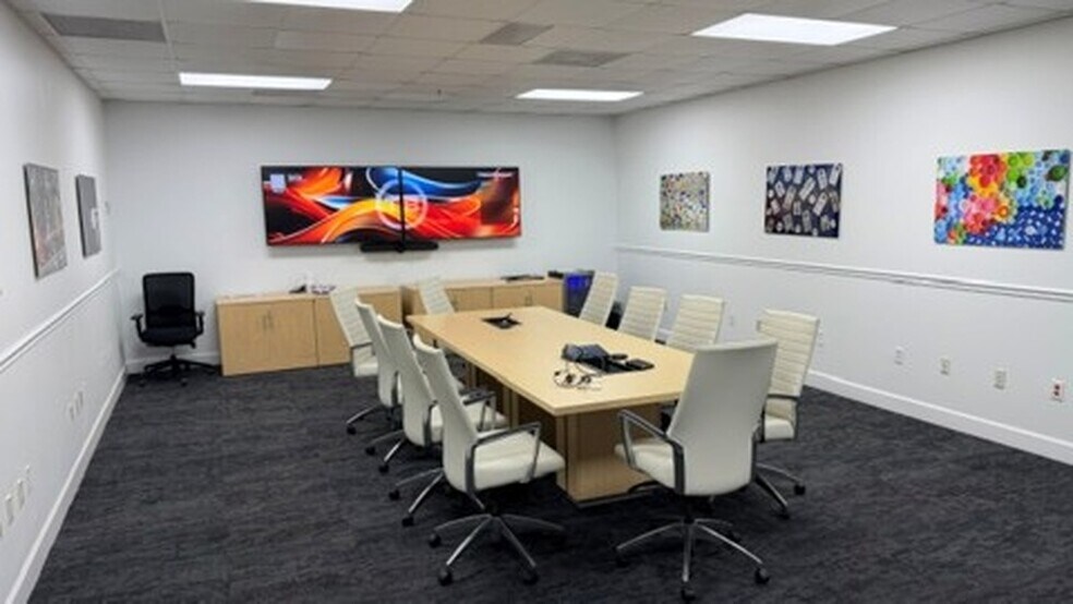 More Photos Of 9330-9340 NW 110th Ave, Miami Warehouse For Lease
