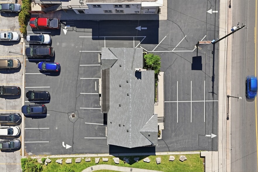 More Photos Of 60 King St W, Hamilton Office For Sale