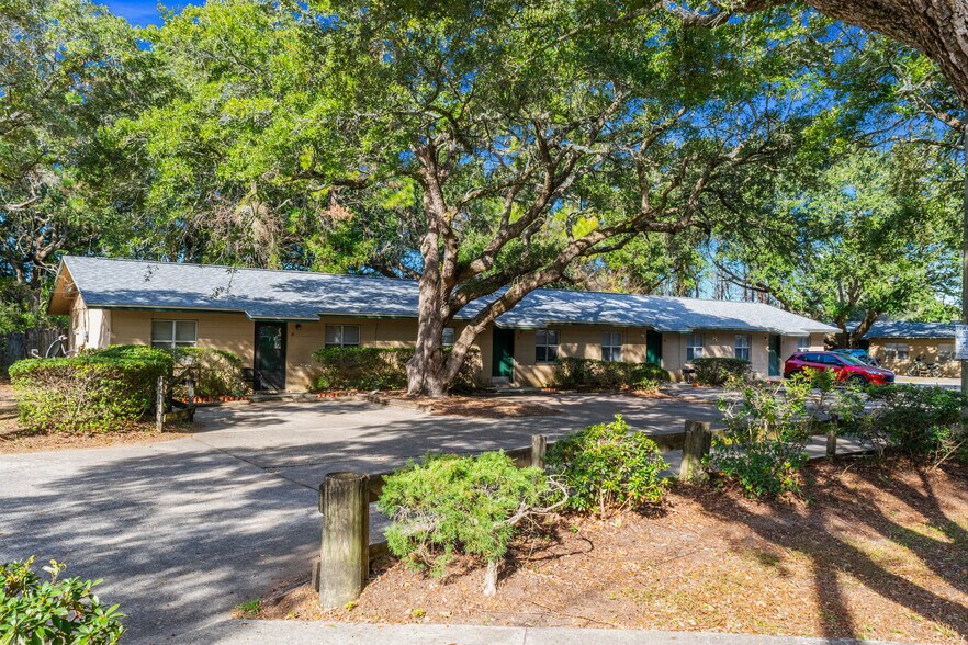 More Photos Of 206-210 Dates Ave, Fort Walton Beach Apartments For Sale