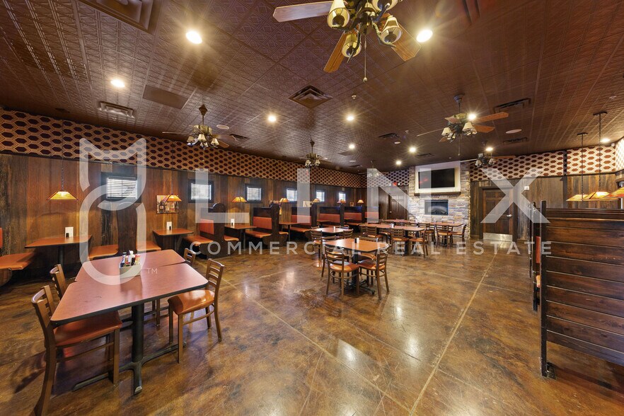 More Photos Of 2400 N Town Center Dr, Washington Restaurant For Sale