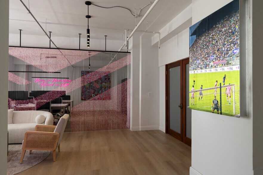 More Photos Of 25 SE 2nd Ave, Miami Office For Lease