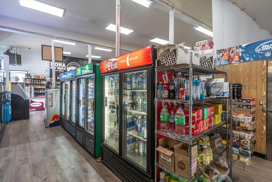More Photos Of 16 W 25th Ave, San Mateo Convenience Store For Sale