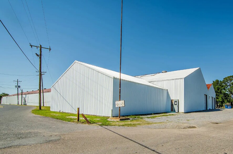 More Photos Of 115 Thompson Pl, Thibodaux Warehouse For Sale