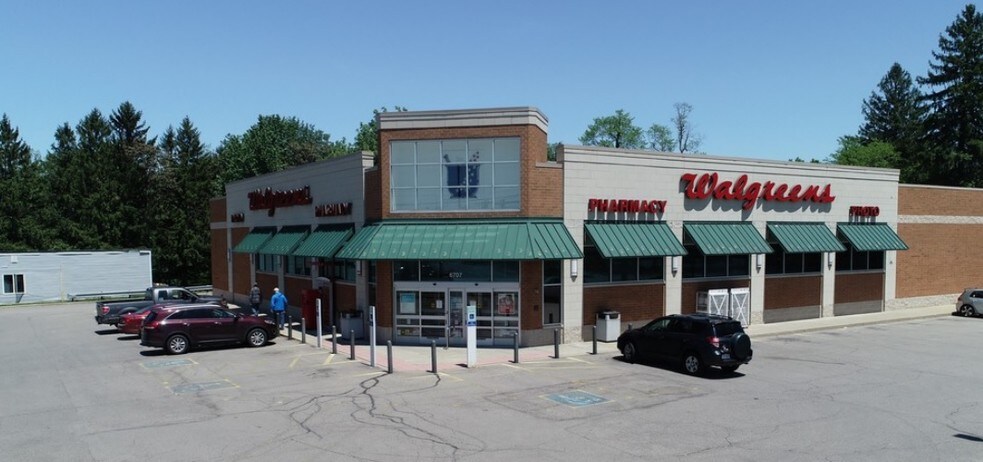 Primary Photo Of 6707 N Ridge Rd, Madison Drugstore For Sale