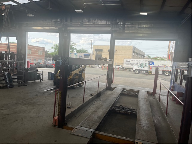 More Photos Of 152 Industrial Loop, Staten Island Auto Repair For Sale