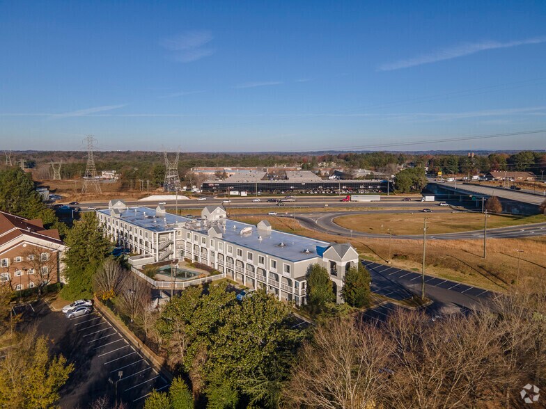 Primary Photo Of 6650 Bay Cir, Peachtree Corners Hotel For Sale
