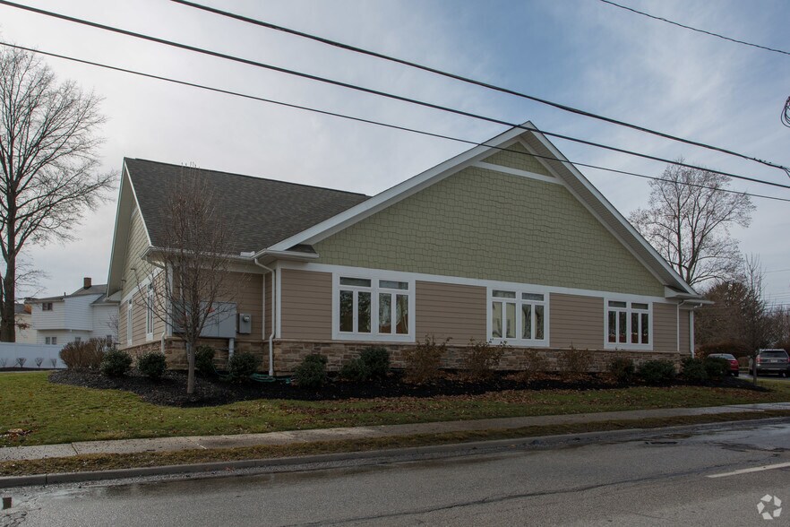 More Photos Of 1100 Portage Trl, Cuyahoga Falls Medical For Sale