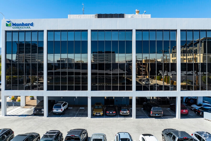 More Photos Of 241 Ridge St, Reno Medical For Lease