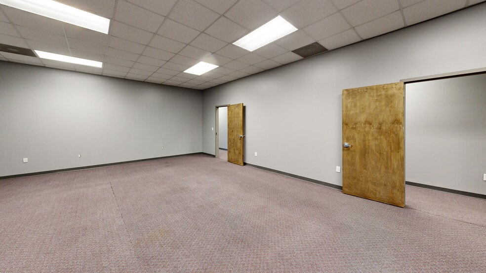 Primary Photo Of 9000 Peridot Pky, Stockbridge Unknown For Lease