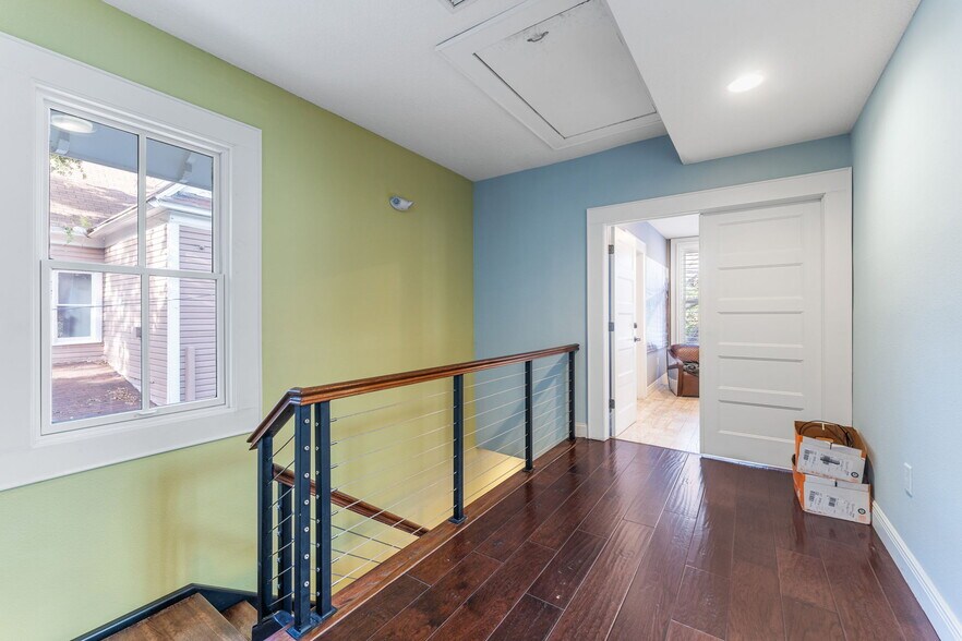 More Photos Of 337 S Plant Ave, Tampa Office Residential For Sale